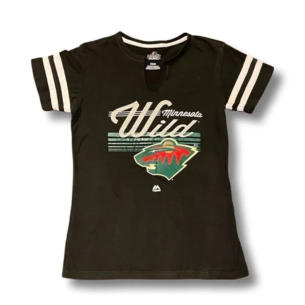 Majestic Women's/Juniors Minnesota Wild Net V-Notch T-Shirt • Small